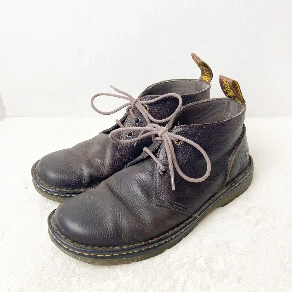 Dr. Martens Sussex Bear Track Chukka Boots size 9